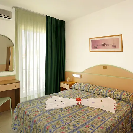 Beach2 Hotel 3*